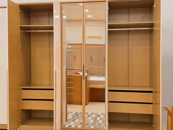 Dormitórios, Guarda-Roupas & Closets